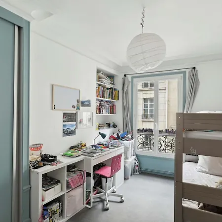 Apartment Grand 140m² A Deux Pas De La Tour Eiffel *