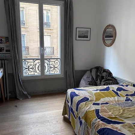 Grand 140m² à Deux Pas De La Tour Eiffel Appartement Paris